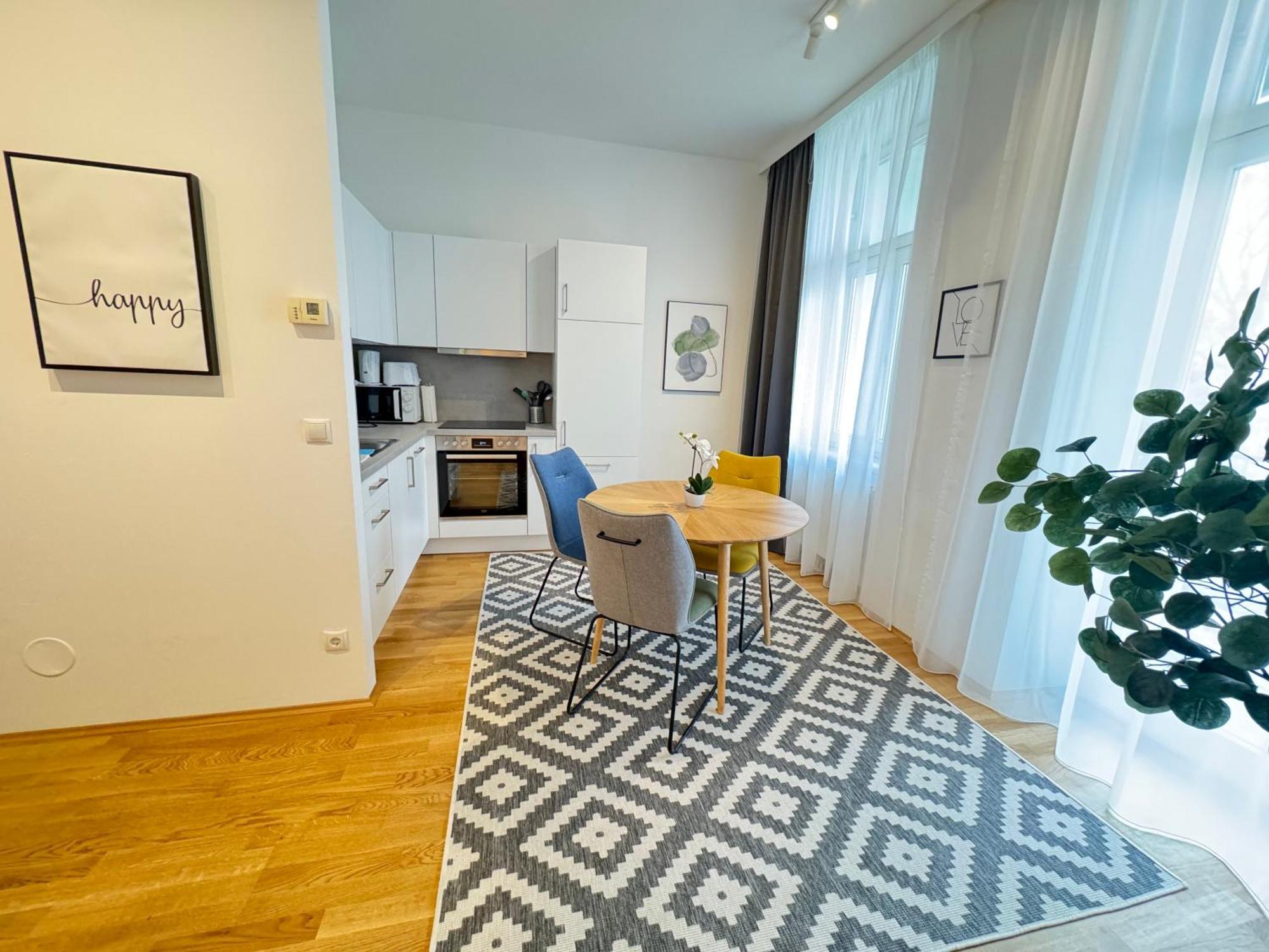 וינה Trendy Apartment Zentral Gelegen מראה חיצוני תמונה